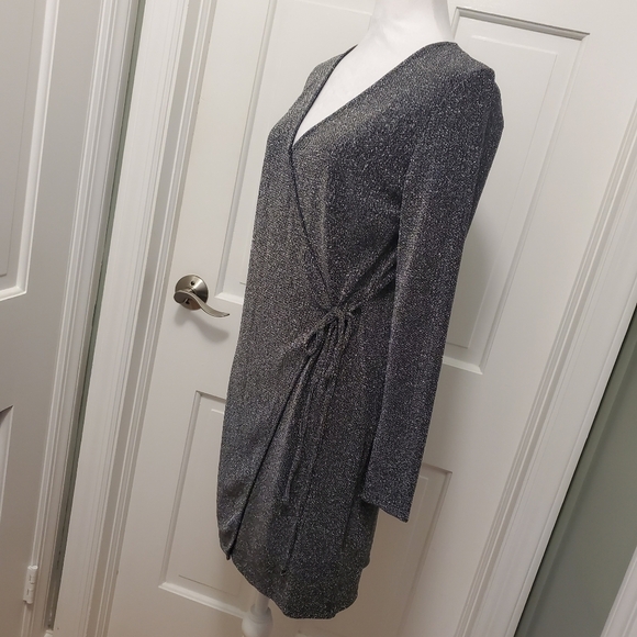 NWT H&M Divided Black With Silver Sparkles Wrap Tie Short Dress Size Med Ret $25 - Picture 6 of 11